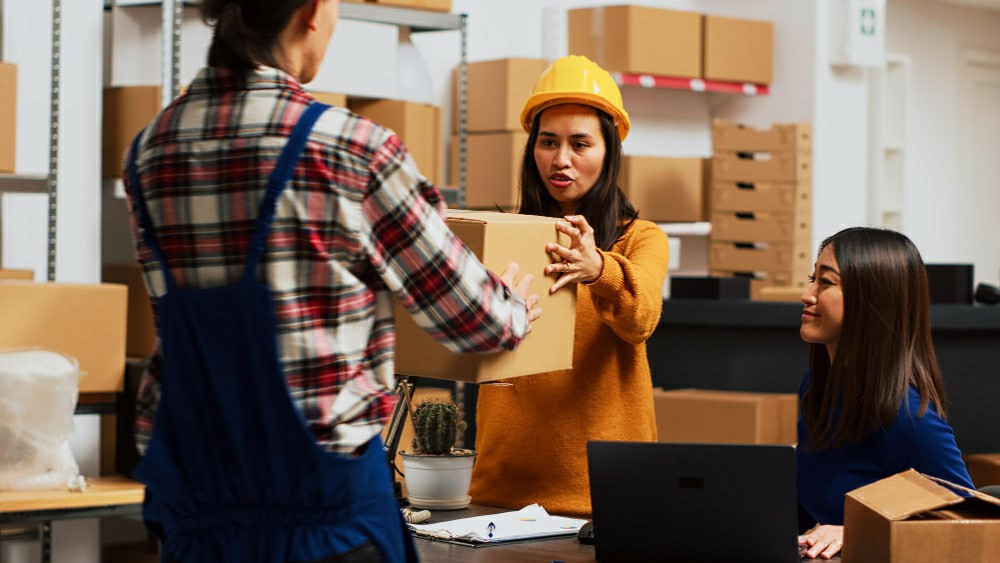 The Role of Manual Handling Course in Supporting Irish Delivery Workers - Manual Handling Training Article