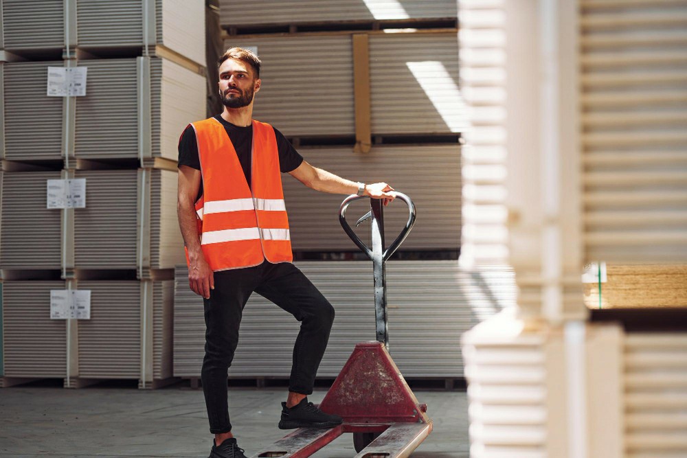 FREE Manual Handling Course Online in Letterkenny: Unlock Your Safety Potential with a Certificate Free - Manual Handling Training