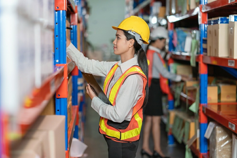 FREE Manual Handling Course Online in Naas: Enhance Your Safety Skills with a Certificate Free - Manual Handling Training Article