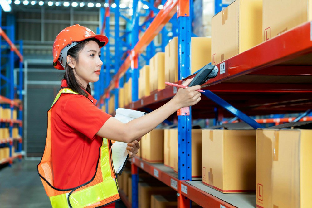 Unlocking Career Potential: The Necessity of Manual Handling Training Online - Manual Handling Training Article