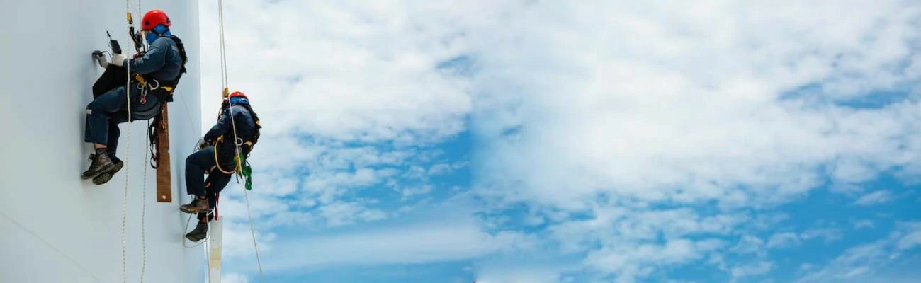 Real-Life Proof: How Effective Working at Heights Training Prevented a Serious Workplace Accident - Manual Handling Training Article