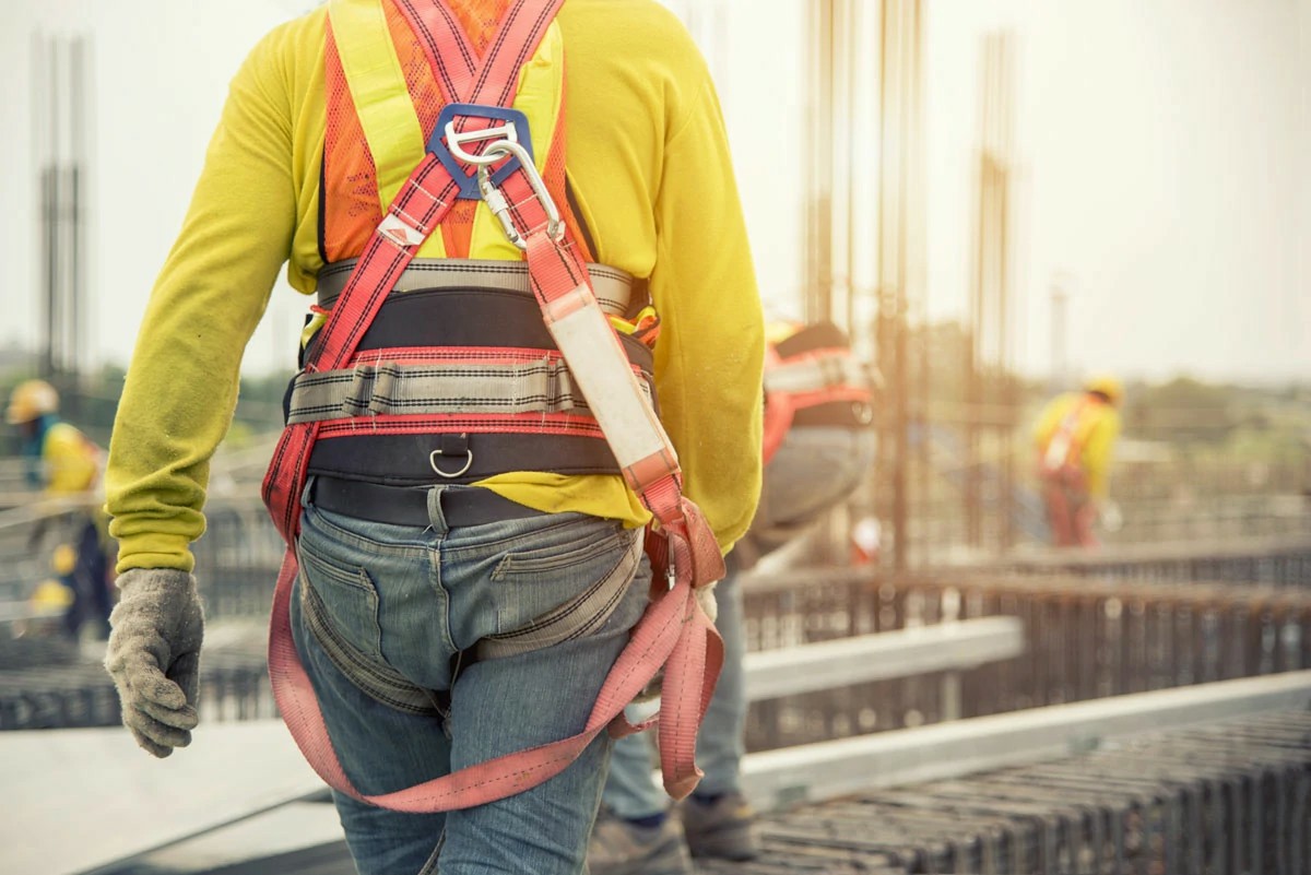 The Essential Compliance Checklist for Businesses Permitting Work at Heights - Manual Handling Training