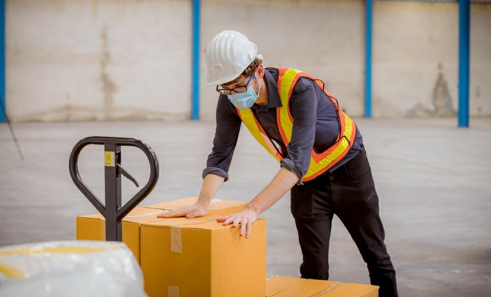 Elevate Workplace Safety: Enroll in Online Manual Handling Training & Certification in Ireland - Manual Handling Training Article