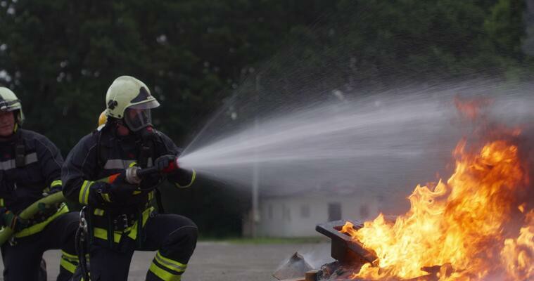 Unlocking Workplace Safety: Your Guide to Online Fire Extinguisher Certification in Ireland - Manual Handling Training Article